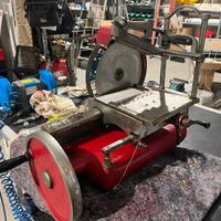 Affettatrice a volano Omas