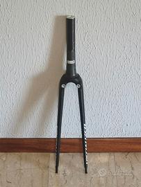 Forcella Specialized Fact Carbon 