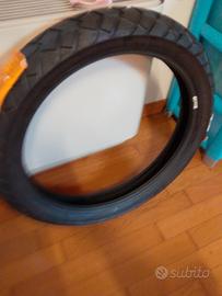 Pneumatico anteriore 110/80 r19 TKC70