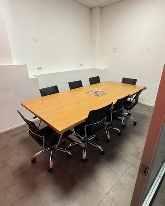 Tavolo e sedie Sala Riunioni