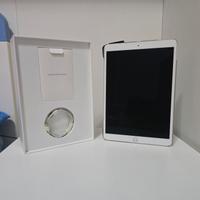 I pad air 256 gb 2019 con caricatore e cover