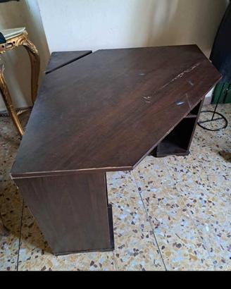 scrivania ikea angolare