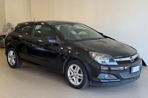 Opel Astra GTC