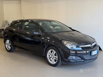 Opel Astra GTC