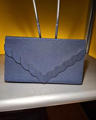 Pochette in tessuto blu