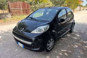 Peugeot 107 1.0 Benzina 50Kw 68Cv 5 porte