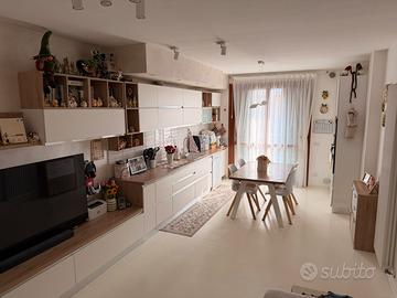 Appartamento 85 mq con garage doppio