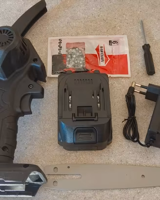 Mini Motosega a Batteria – 21V Cordless a Batteria