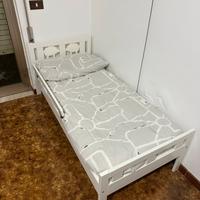 Lettino bambini con sponde