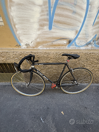 Bici da corsa Olmo – telaio nero
