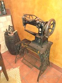Macchina da cucire Singer 29K2