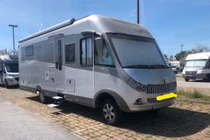 motorhome Carthago s-plus 52