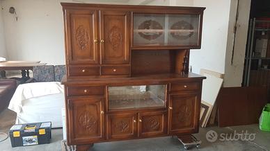 Vecchia credenza della nonna