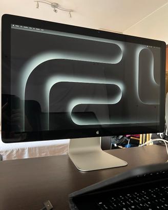 Apple Cinema Display 27 - Studio Monitor