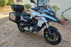 Benelli TRK 502 stradale
