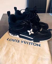 Scarpe.