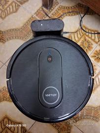 Robot aspirapolvere e lavapavimenti