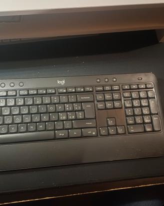 Kit Mouse e Tastiera Logitech K540