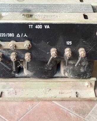 Trasformatore trifase 220/380/125
