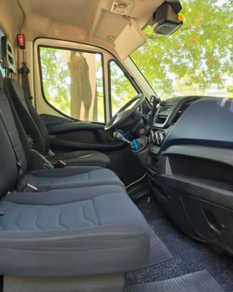 Iveco Daily 35.120 
