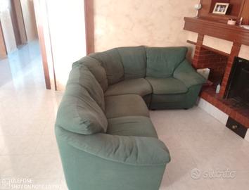 Divano ad angolo marca Divani e Divani