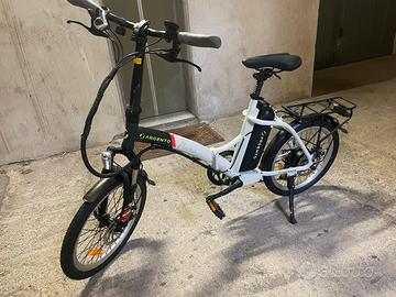 Bici elettrica Piuma Argento