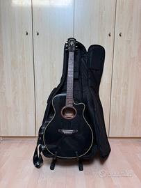 Chitarra Acustica elettrificata Yamaha apx 4a