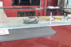 Pizzaria d'asporto con l'immobile