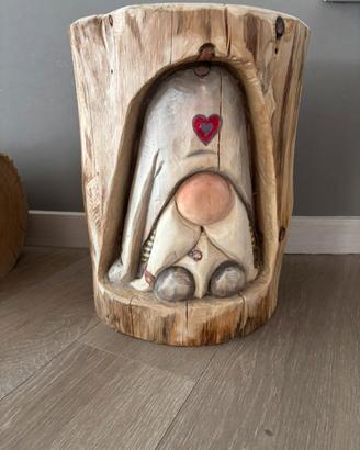 Sculture in legno di Cirmolo scolpite a mano