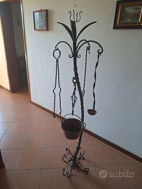 Portavaso in ferro battuto