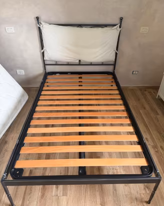 Letto 1 piazza e mezzo in ferro battuto+materasso
