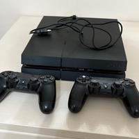 Ps4 850 gb e due joipad