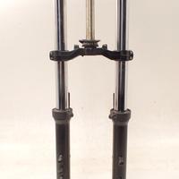 Triumph TT 600 03-04 Sospensione anteriore piastre