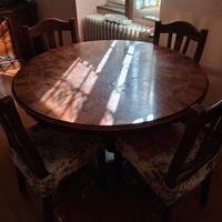 Tavolo rotondo in legno massello + 4 sedie
