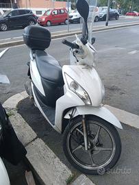 HONDA VISION 110 CC BIANCO
