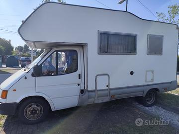Camper mansardato Ford Transit Rimor 2.5 TD
