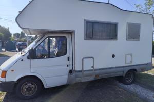 Camper mansardato Ford Transit Rimor 2.5 TD
