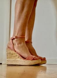 Sandali zeppa rosa