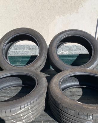 4 Gomme estive Good Year Efficient Grip Perform. 2