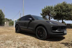 Porsche Macan GTS 440cv - Vantablack - 2024