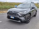toyota-rav4-hybrid-style-full