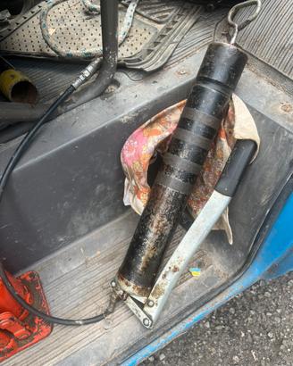 Ingrassatore manuale