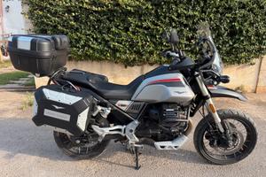 Moto Guzzi V 85 TT TRAVEL