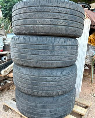 Set 4 gomme usate Pirelli 225/45/R18