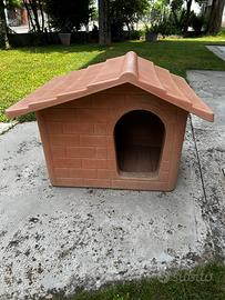 Cuccia da esterno per cani taglia piccola