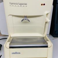 Lavazza espresso e cappuccino incluso 28 capsule