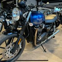 Triumph Street Twin 900 - 2022