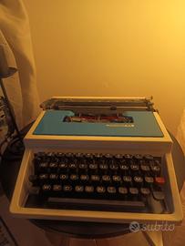 Macchina da scrivere vintage Olivetti underwood315