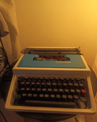 Macchina da scrivere vintage Olivetti underwood315