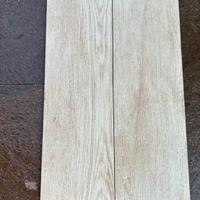 Gres porcellanato effetto legno
